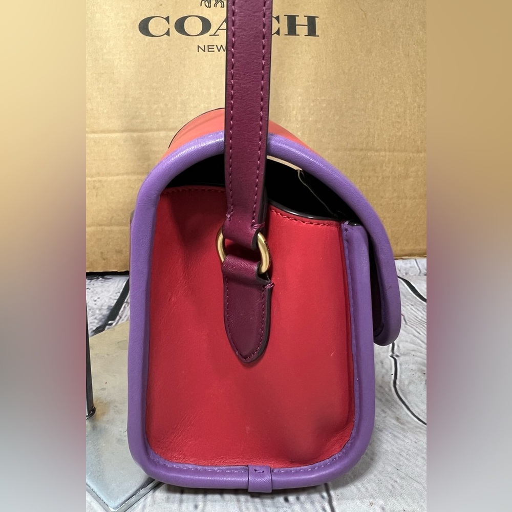 COACH Originals Turn-lock Lunchbox Bag PURPLE RED RASPBERRY Leather EXC COND! - Picture 4 of 15